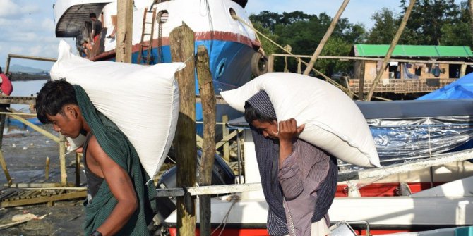 Başbakan Yardımcısı Çavuşoğlu, Arakan’a yapılan insani yardımları değerlendirdi