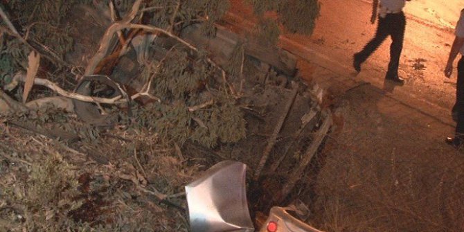 Kontrolden çıkan otomobil şarampole uçtu