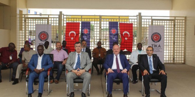 TİKA’dan Çad’da Anne Çocuk Hastanesine tıbbi malzeme desteği