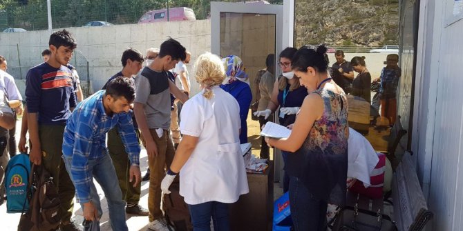 Karabük’te 96 göçmen bir otobüste yakalandı