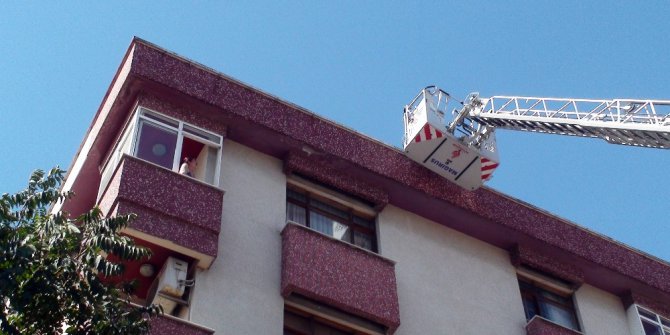 Maltepe’de bir güzellik merkezinde yangın çıktı