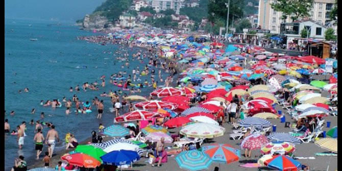 Akçakoca sahilleri sezonu kapatıyor