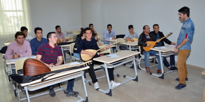 Palandöken Belediyesi Kültür Merkezi yeni dönem kurs kayıtları başladı