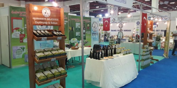 Burhaniye Belediyesi Antalya Yöreks Fuarına katıldı
