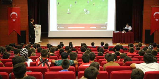Amatör kulüp oyuncularına yeni kurallar semineri