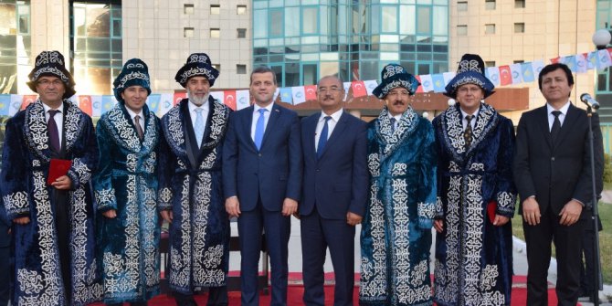 Ahmet Yesevi Üniversitesi’nde 2017-2018 Akademik yılı açılışı yapıldı