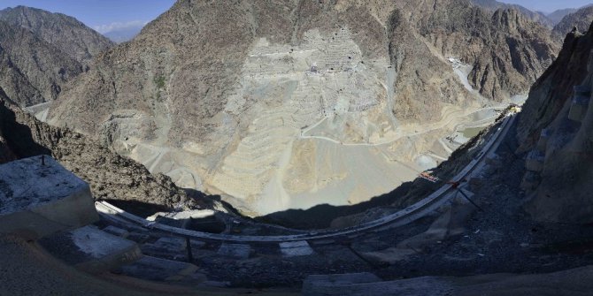 Türkiye’nin en yüksek barajında 4 milyon metreküp beton kullanılacak