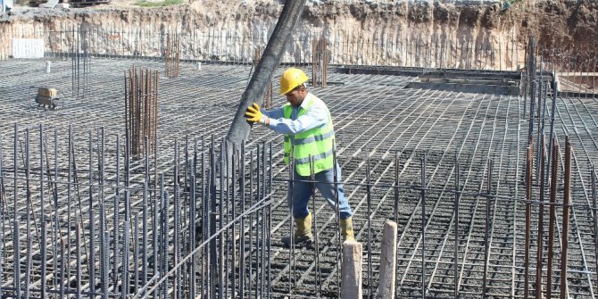 Beylikdüzü’nde bin kişilik caminin temeli atıldı