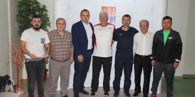 Yeni Teknik Direktör İsmail Ertekin ve ekibi, sağlık kontrolünden geçti