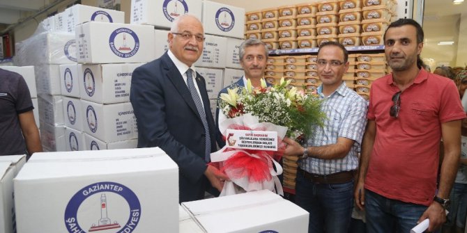 Gaziantep’te 9 bin 350 koli glutensiz gıda paketi dağıtıldı
