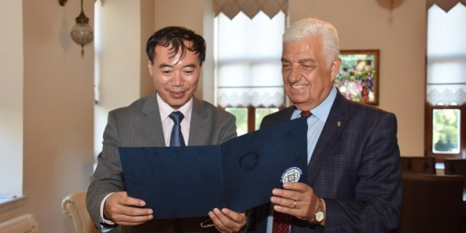 Çin Başkonsolosu Zengxian’ndan Başkan Gürün’e ziyaret