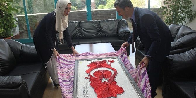 Başkan Şirin’e Anlamlı Hediye