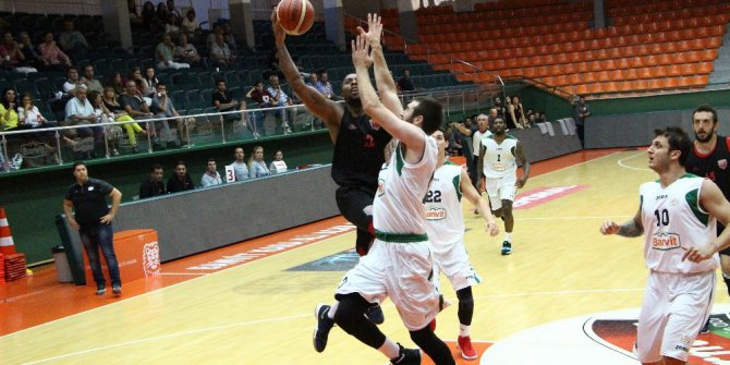 Devler dört hazırlık maçı yaptı