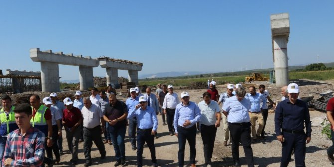 Akhisar çevre yolunda çalışmalar hızla ilerliyor