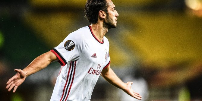Hakan Çalhanoğlu yıldızlaştı, Milan coştu
