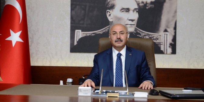 Vali Köşger, Adnan Menderes’i unutmadı