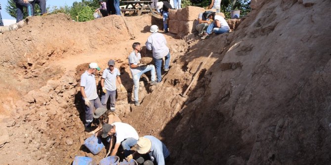 Kurul’dan tarih fışkırdı