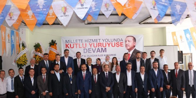AK Parti Kepsut İlçe Başkanı Yılmaz güven tazeledi