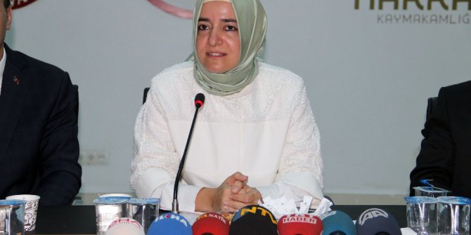 Bakan Kaya çadırkentte yetim çocuklar için yeni bir merkezin açılışını gerçekleştirdi