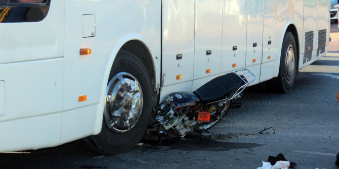 Tur otobüsünün dikkatsizliği faciaya neden oluyordu