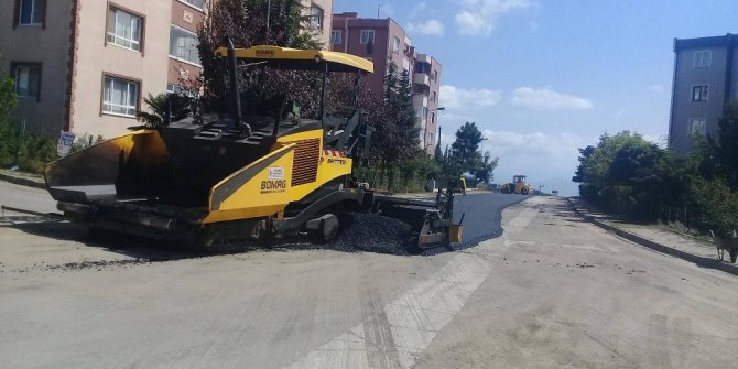 Körfez’de asfalt mesaisi aralıksız sürüyor