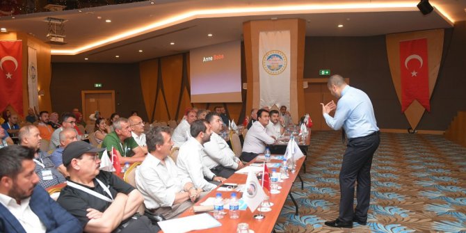 Bursa belediyelerine eğitim semineri