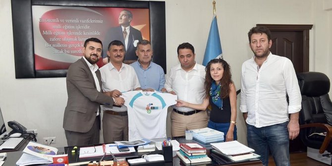 Dernekten eğitim desteği