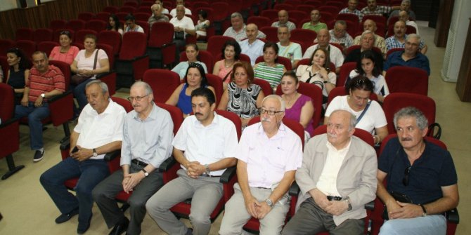 Devrek’te resim sergisi ve kitap imza etkinliği düzenlendi