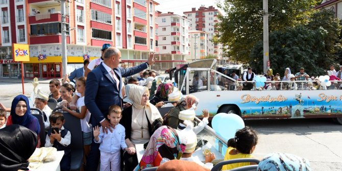 Tekkeköy’de coşkulu sünnet şöleni