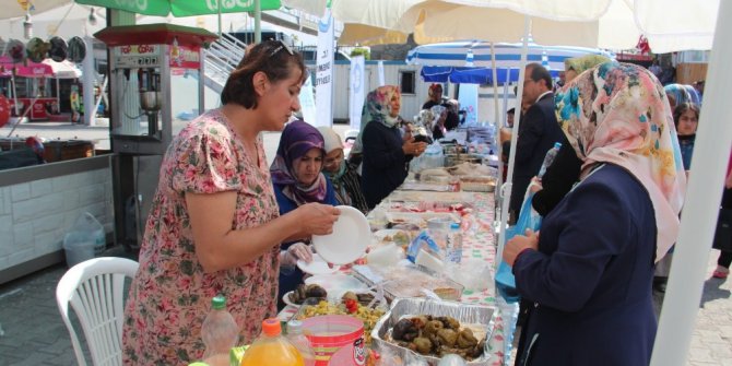 Arakanlı Müslümanlar için kermes
