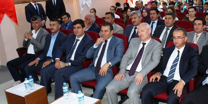 Erciş’te İlköğretim Haftası Etkinliği