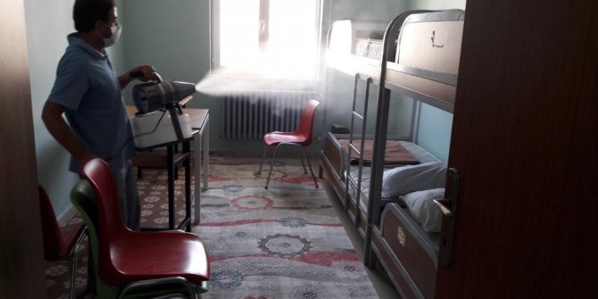 İpekyolu Belediyesi’nden okul temizliği