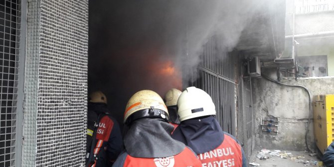 Sultangazi’de tekstil atölyesinde yangın