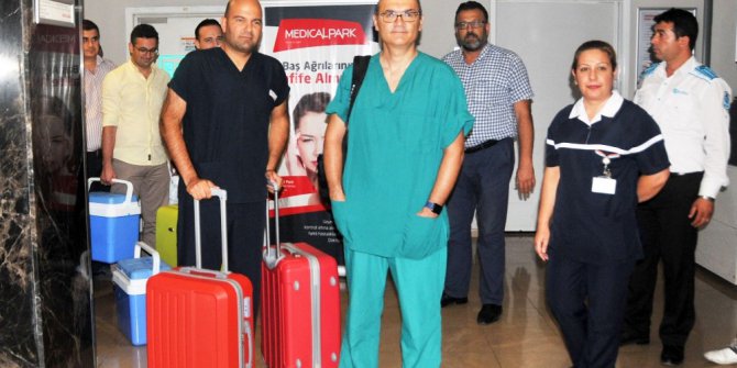 Anne ve çocuklar son anda kurtuldu, baba organlarıyla hayat verdi