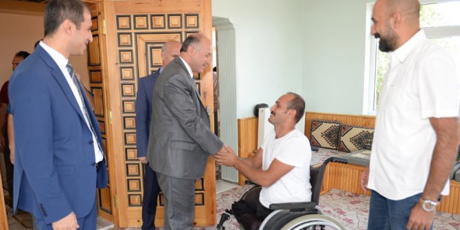 Vali Azizoğlu Şehit Ailelerini ve Gazileri Unutmuyor