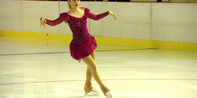 Artistik Buz Pateni Nenehatun Kupası figür yarışları sona erdi