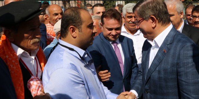 Eski Başbakan Davutoğlu’ndan Kerkük mesajı