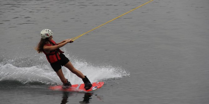 Türkiye Wakeboard Şampiyonası Kocaeli’de nefes kesti