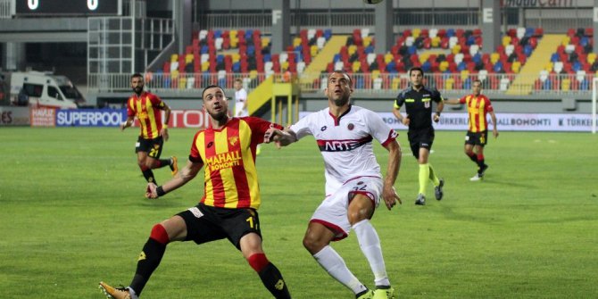 Genlerbirliği'ni konuk eden Göztepe, ilk yarıyı 2-1 önde tamamladı