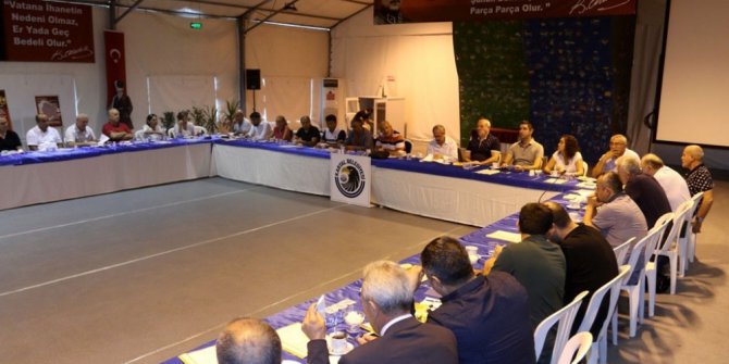 Başkan Öz mahalle birim başkanları ve meclis üyeleriyle bir araya geldi