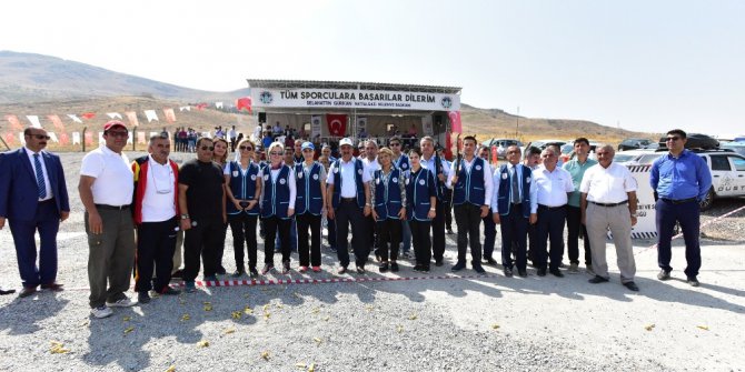 Kervansaray Buluşmaları dolu dolu geçiyor