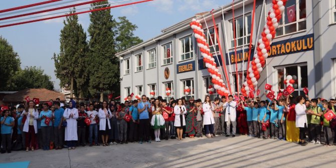 Lise öğretmeninden Vali İrfan Balkanlıoğlu’na sürpriz