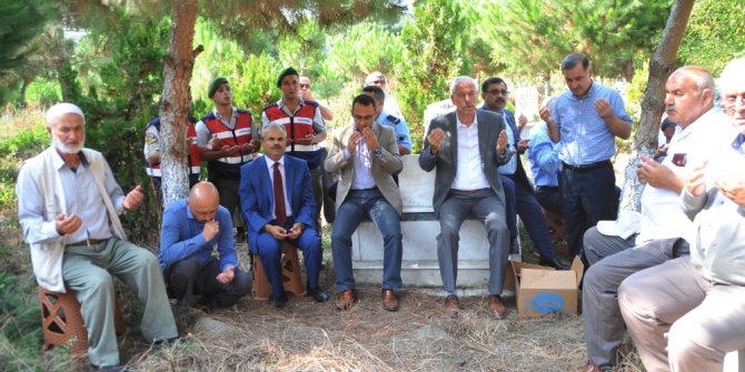 Şehadetinin 5’inci yılında mezarı başında dualarla anıldı
