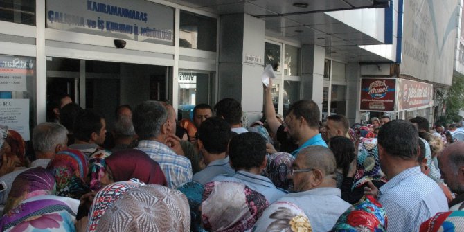 İş başvurusunda izdiham