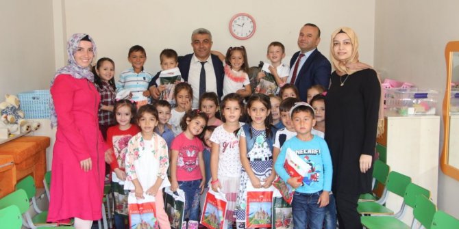 Başkan Fatih Çalışkan’dan öğrencilere hediye