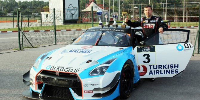 Milli sporcu Ümit Ülkü, kendi rekorunu kırdı