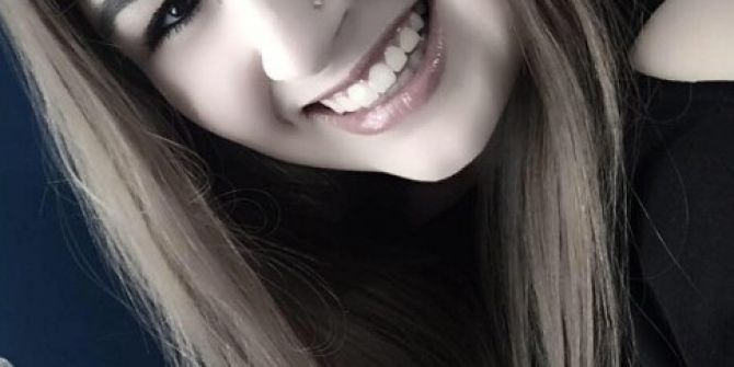 17 Yaşındaki Yaren Yaşam Mücadelesini Kaybetti