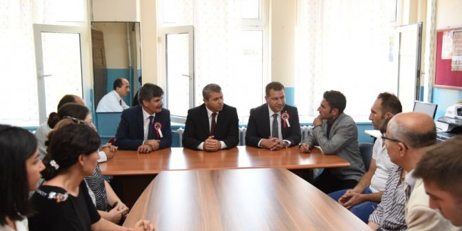 Şamlı’da yenilenen okulda yeni eğitim dönemi başladı