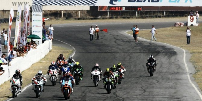 Ülkü Park’ta yarış heyecanı