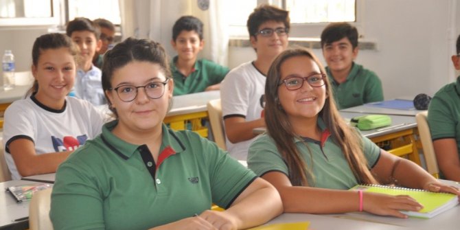 Ziller coşkuyla eğitim için çaldı, öğrenciler GKV’de ders başı yaptı